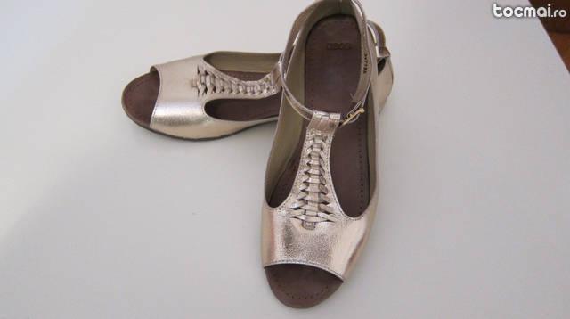 Sandale aurii, din piele/ Asos/ Marime 39