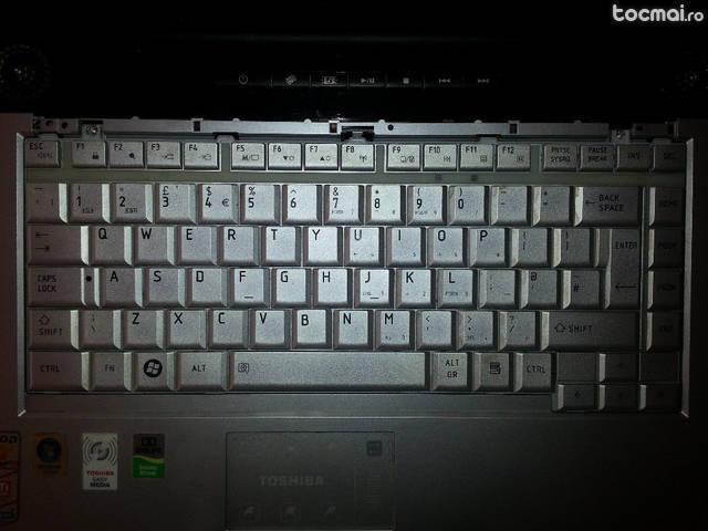 Tastatura toshiba a210