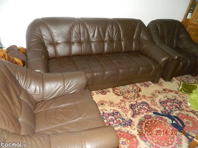 Canapea 3 locuri si 2 fotolii piele naturala