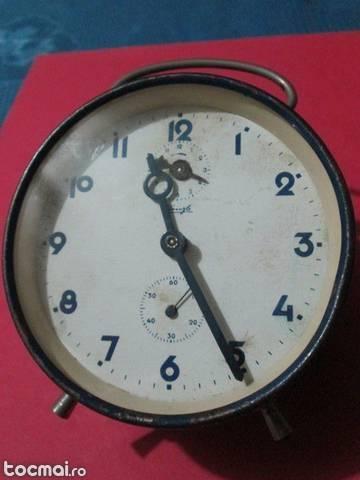 Kienzle- ceas de masa vechi metalic functional