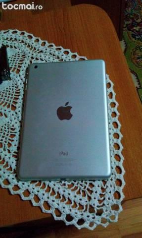 Apple iPad mini Wi- Fi A1432 Silver White 16GB