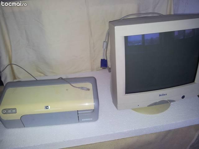 Monitor clasic si imprimanta HP Deskjet D2360