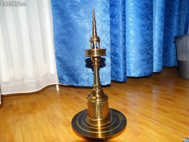 Turn din bronz