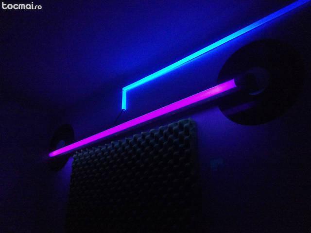 Neon cu lumina ultravioleta (cuartz)