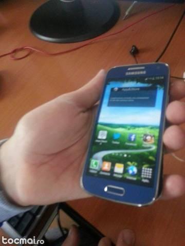 samsung s4 mini , modelul pe turcuaz