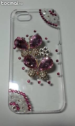 Carcasa iphone 5, 5s fluturasi roz cu cristale gen swarovski