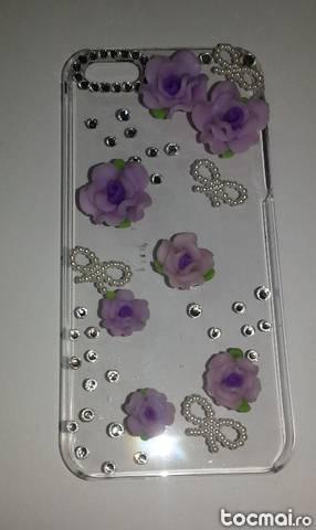 Carcasa iphone 5 5s trandafiri mov cu cristale gen swarovski