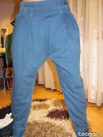 Pantaloni Zara cu turul lasat