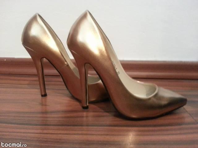 Pantofi eleganti stiletto mar 35