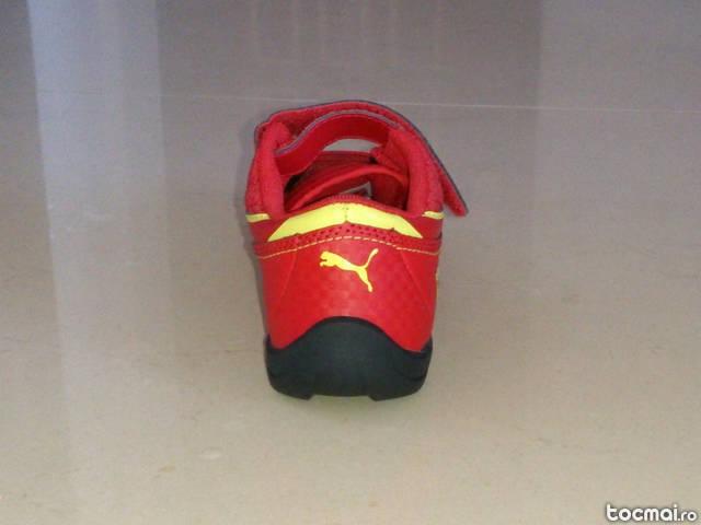 Pantofi sport Puma Ferrari pentru copii- marimea 29