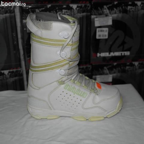 Boots pentru snowboard Thirtytwo