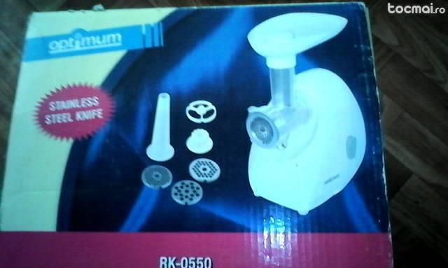 Masina de tocat carne marca Optimum Meat Grinder RK- 0550