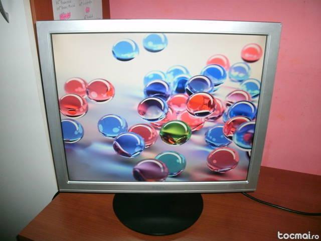 Monitor LCD de 19 