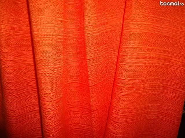 draperii portocalii
