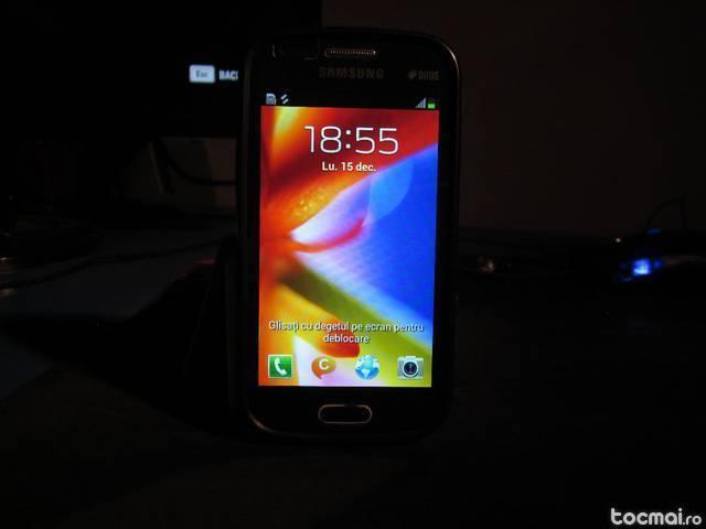 Samsung Galaxy S duos S7562