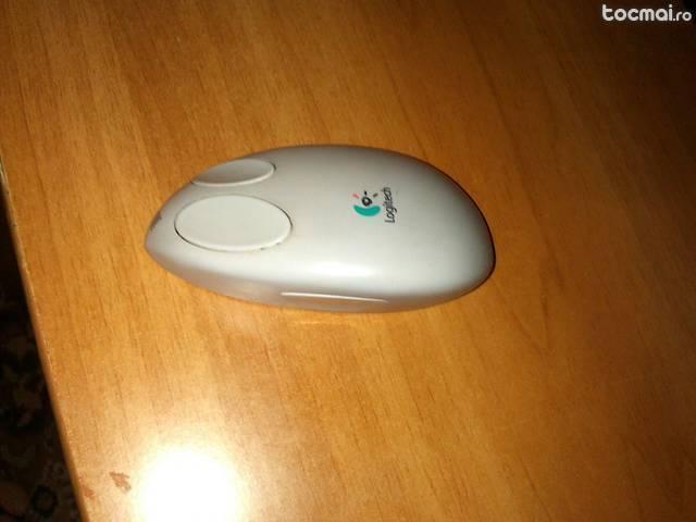 tastatura cu mouse wireless