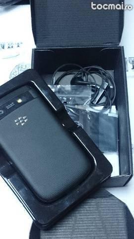 Blackberry torch 9800 nou
