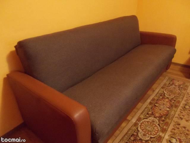 Canapea cu 2 fotolii