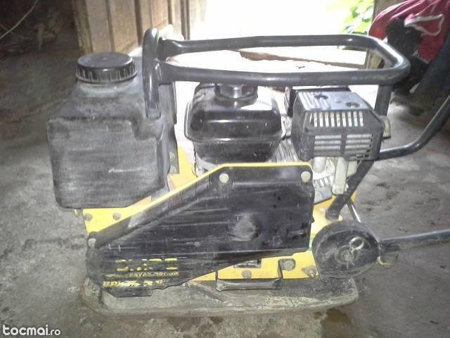 Placa compactoare bomag