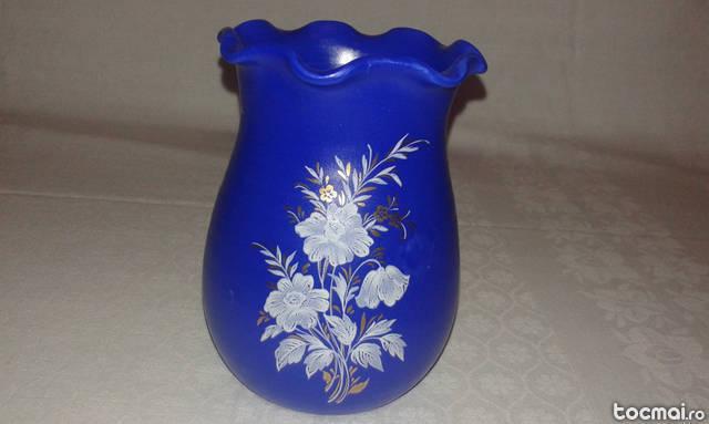 Vaza ceramica cu flori