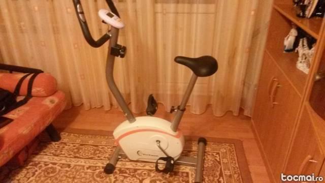 Bicicleta de camera FitTronic 8301