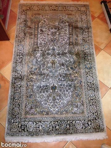 Covor manual Iranian 500. 000 noduri