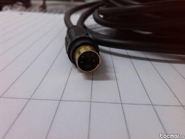 Cablu s- video + cablu rca