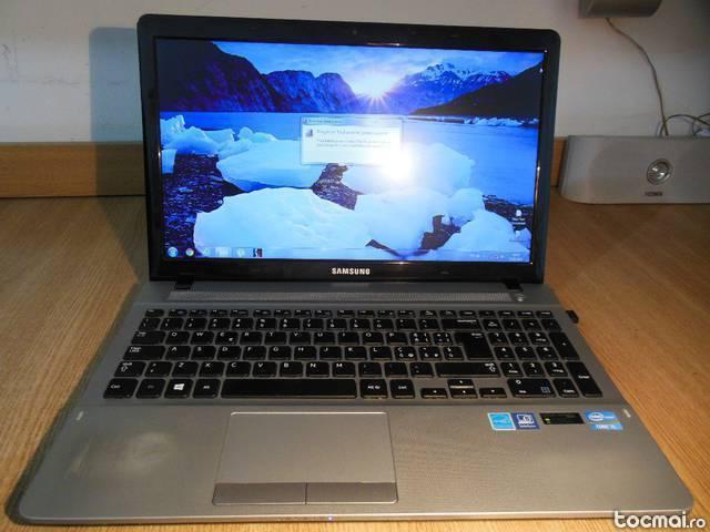 Laptop Samsung NP270E5E X04