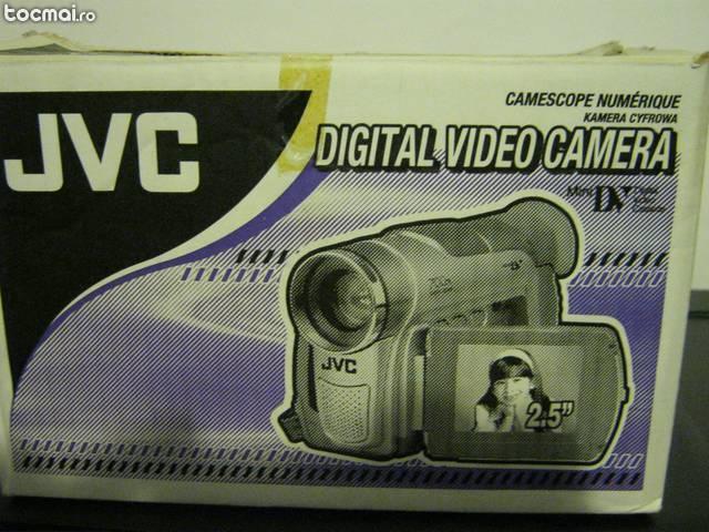 camera video digitala JVC
