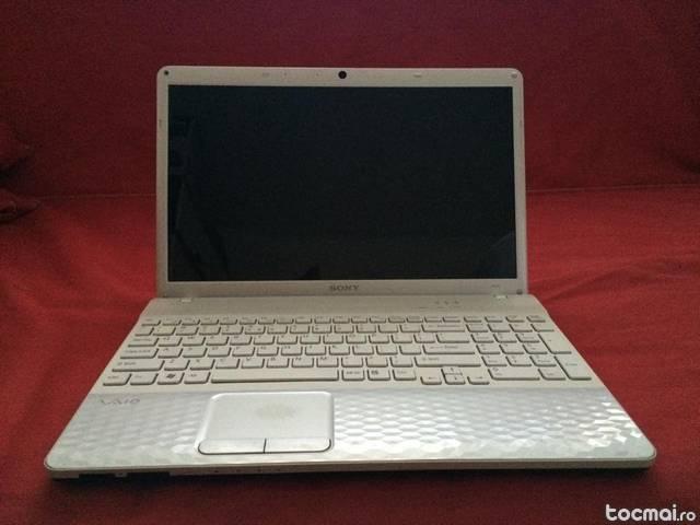 Laptop sony vaio vpceh2c1e/ w