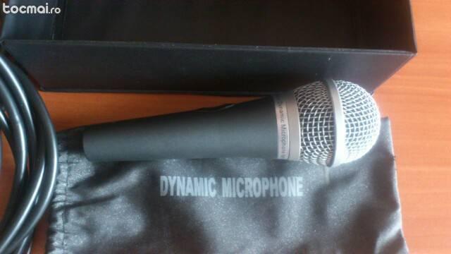 Microfon dinamic pt voce