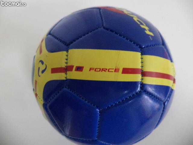 Minge mica pro touch force , size 1 .