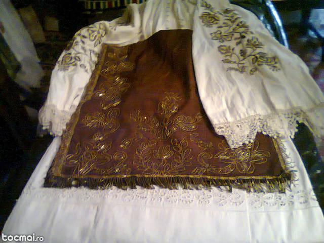 costume populare de dama foarte vechi