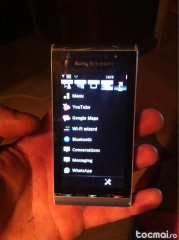 Sony Ericsson Satio (recomandat cunoscatorilor )