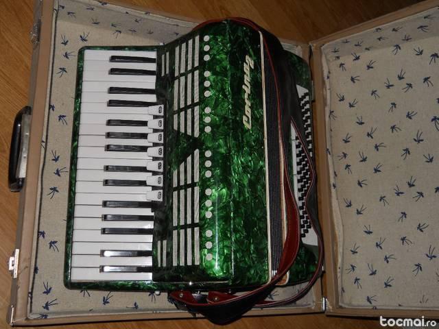 Acordeon corina ii - 80 basi