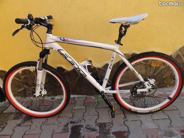 Bicicleta MTB- Felt- Deore XT, frane disc hidraulice