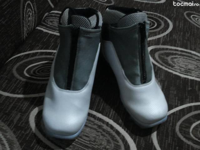 Ghete ski (cross country ski boots) copii mar 35