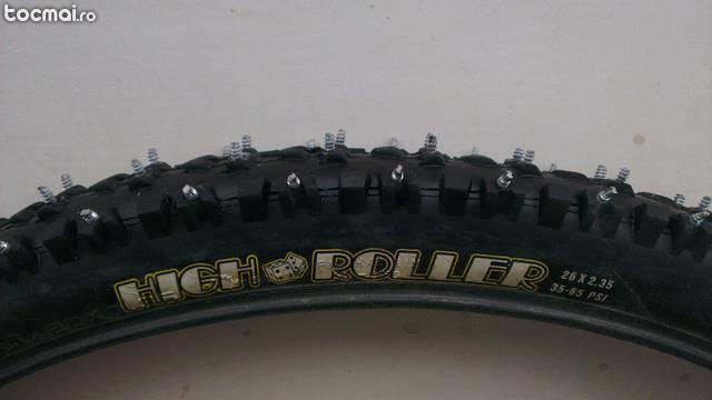 Maxxis High Roller 2. 35 Snow