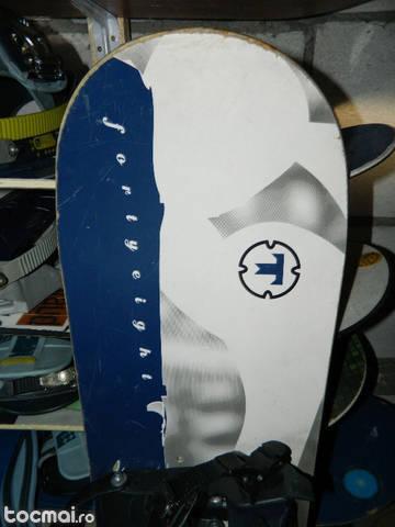 Snowboard generics 148cm cu legaturi