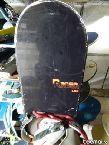 Snowboard racer 153cm cu legaturi