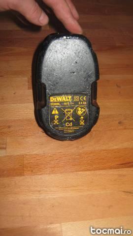 Acumulator Dewalt 18V si 2, 4 Ah