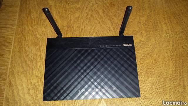 Router wireles asus rt- n12e - n300
