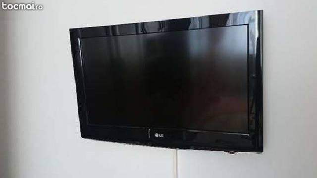 Televizor LCD LG, 94 cm - 37 inch