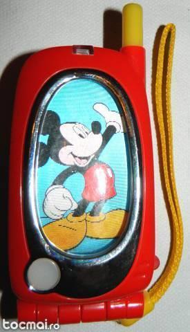 2 Telefoane- Disney original cu sunete+lumini + unul muzical