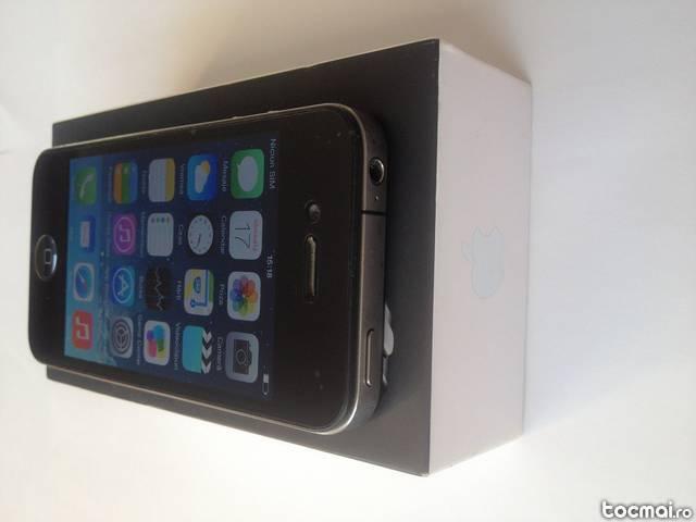 iPhone 4 16 Gb impecabil la cutie