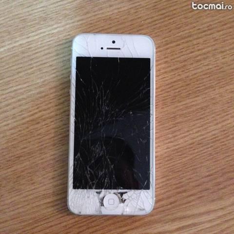 Iphone 5 16 GB blocat icloud