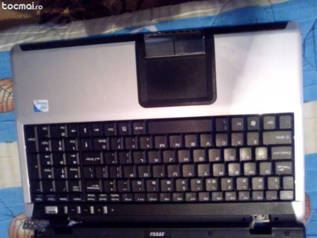 Laptop Msi CX500