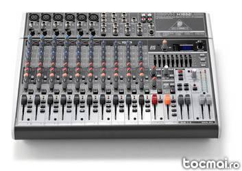 Mixer behringer xenyx x1832usb