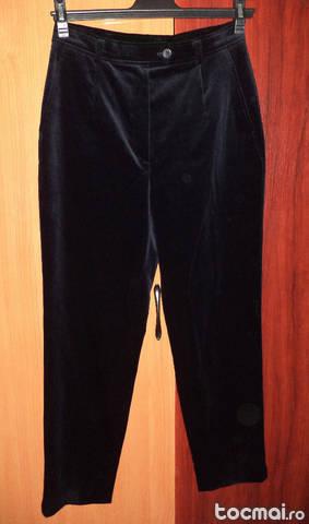 Pantalon Jobis catifea, 40