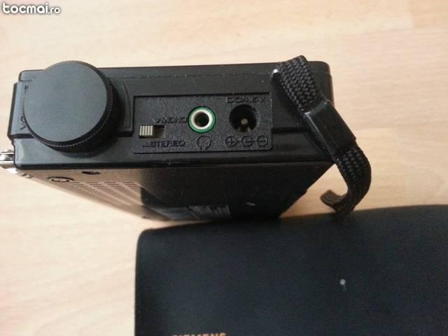 Radio portabil analog Siemens RK 621 cu 4 benzi